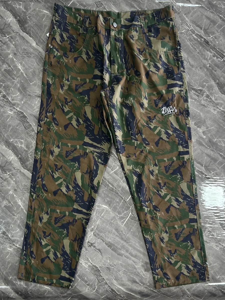 Calça Jeans Camuflada