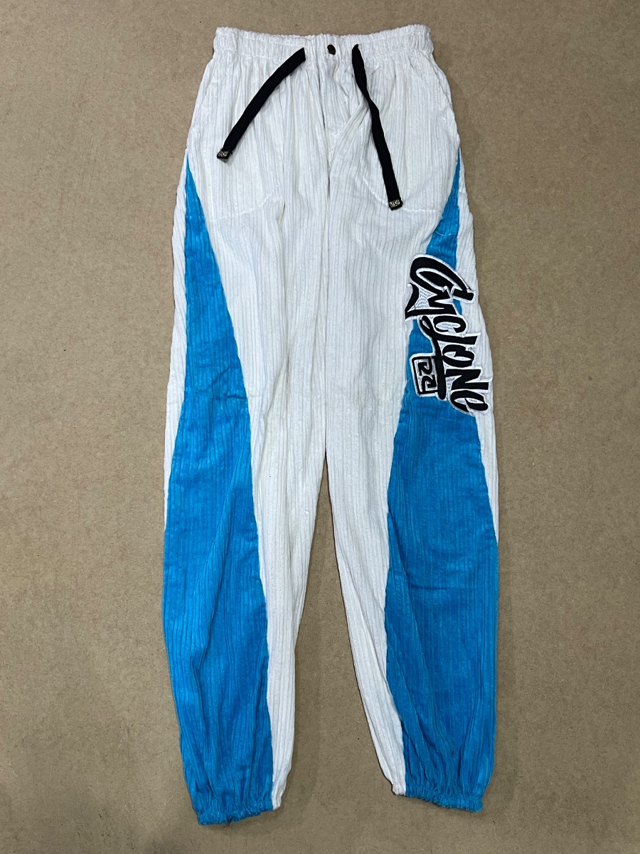 Calça Veludo Cyclone