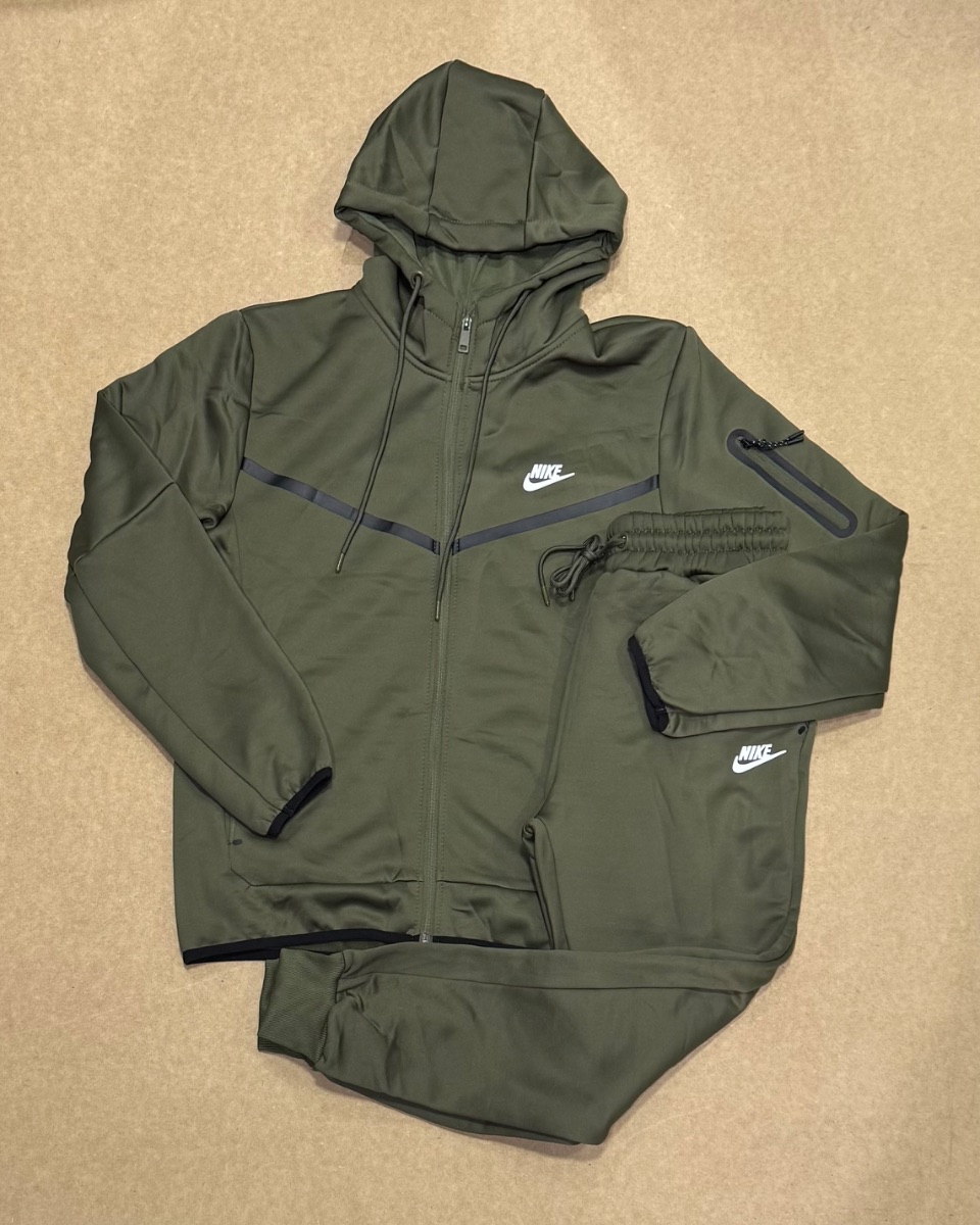 Conjunto de Frio Esportivo