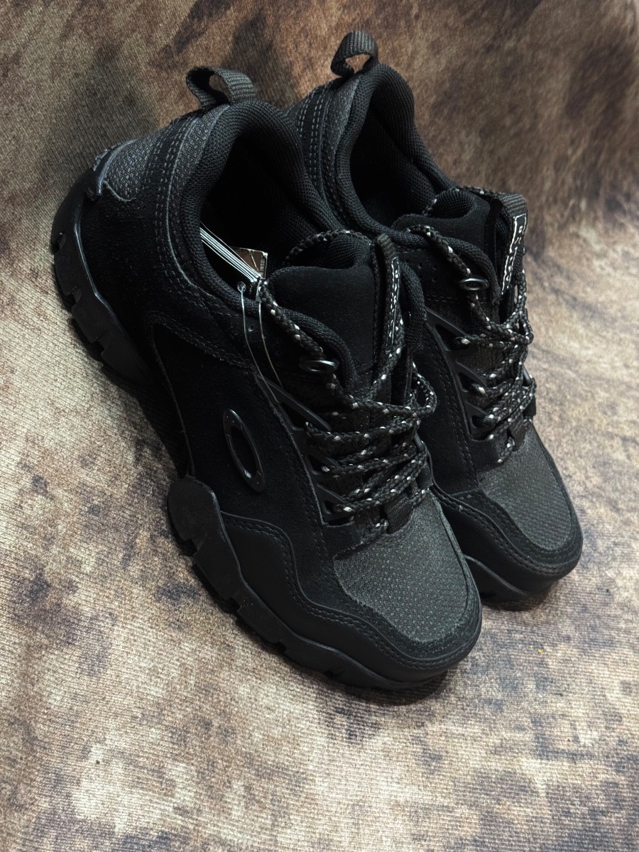 Tênis Oakley Modoc Low II