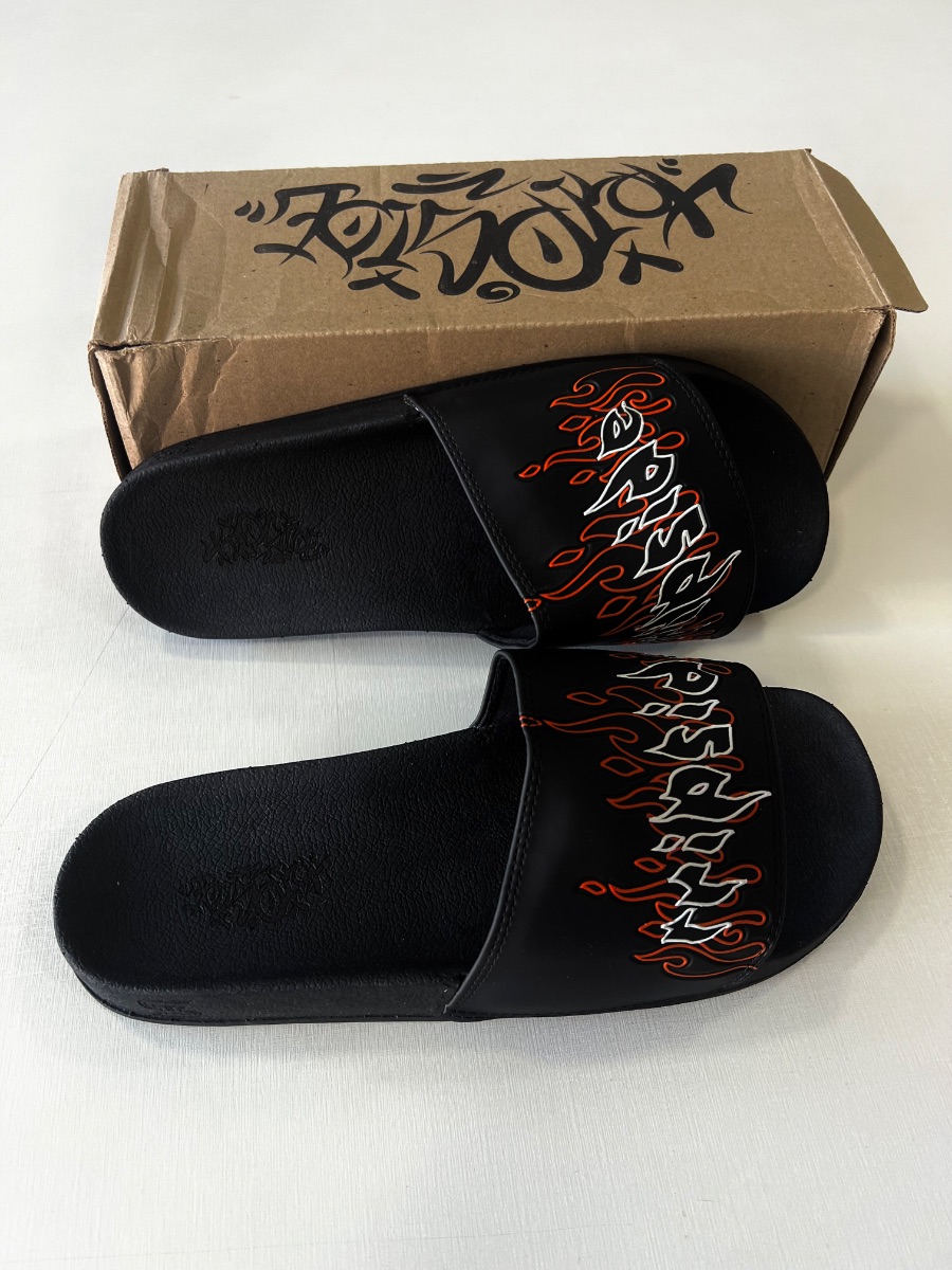 Chinelo Tripside