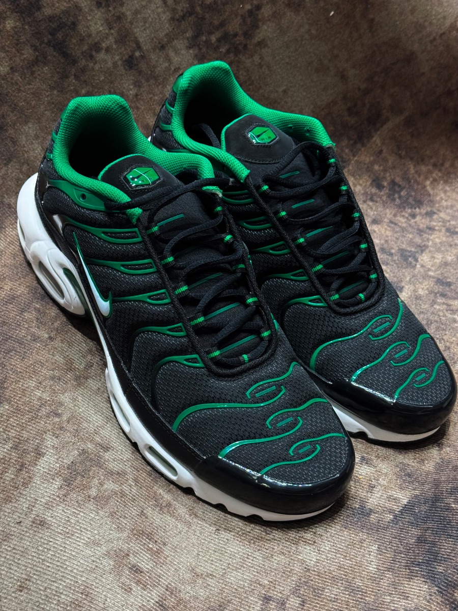 Tênis Nike Tn